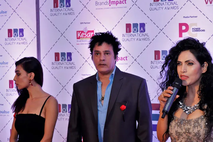 Brands Impact, International Quality Awards, IQA, Award, Red Carpet, Opening, Simran Ahuja, Rahul
Roy